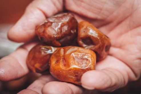 1 Hurma Kaç Kalori | Yaş Hurma Kalorisi Ne Kadar? Hurma Kilo Aldırır mı?