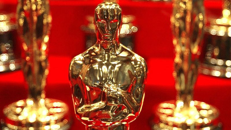 Oscar Ödülleri Nedir? Hangi Tarihten Beri Verilir? | Her sene verilen oscar ödülleri oldukça dikkat çeker. Bir diğer adı akademi ödülleri olan oscar ödülleri tam manasıyla nedir? Ne zaman ortaya çıkmıştır. İşte, detaylar!   