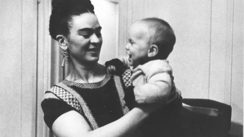 Frida Kahlo Çocuk Sahibi Olamadı ve Bunun Izdırabıyla Yaşam Sürdü
