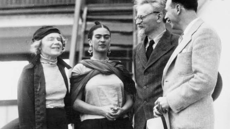 Frida Kahlo'nun Ünlü Sevgilileri Olduğu İddia Edildi