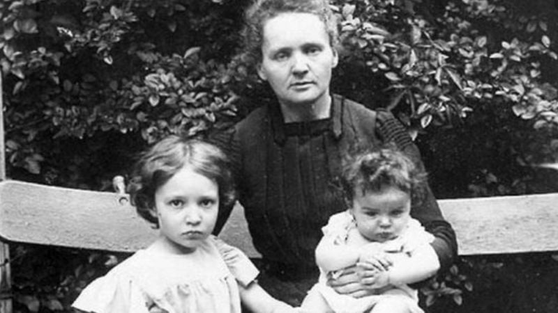 Sorbonne İlk Kadın Profesörü: Madam Curie