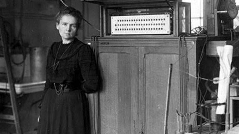 Bilim Uğruna Hayatını Kaybeden Kadın: Madam Curie