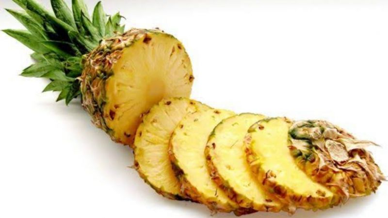 Ananas: 50 kcal
