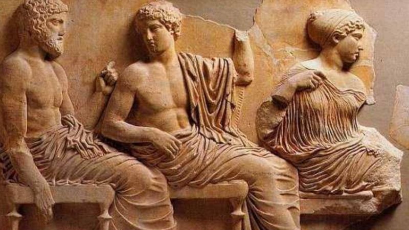 Antik Yunan’da Saygı Belirtisi Olarak Erkekler Dudaktan Öpüşürlerdi