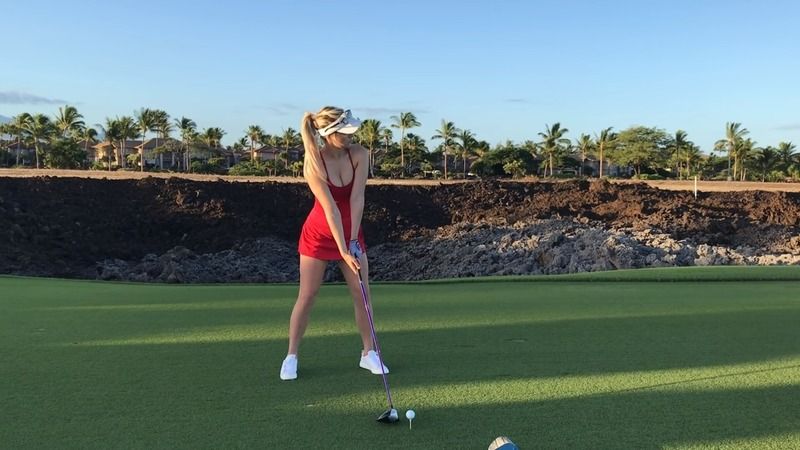 Ünlü Golfçü Paige Spiranac Frikik Verdiği En Özel Görüntüleri!