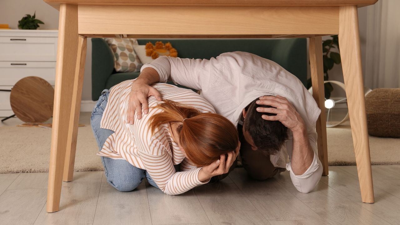 deprem-cantasinda-olmasi-gerekenler 