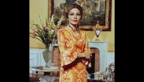 İran Kraliçesi Farah Diba Kimdir? Çok Beğenilen Farah Diba Saç Modeli