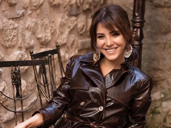 Gökçe Eyüboğlu Kimdir | Evlilik Hakkında Herşey Oyuncuları Arasında Olan Gökçe Eyüboğlu Hangi Dizilerde Oynamıştır?