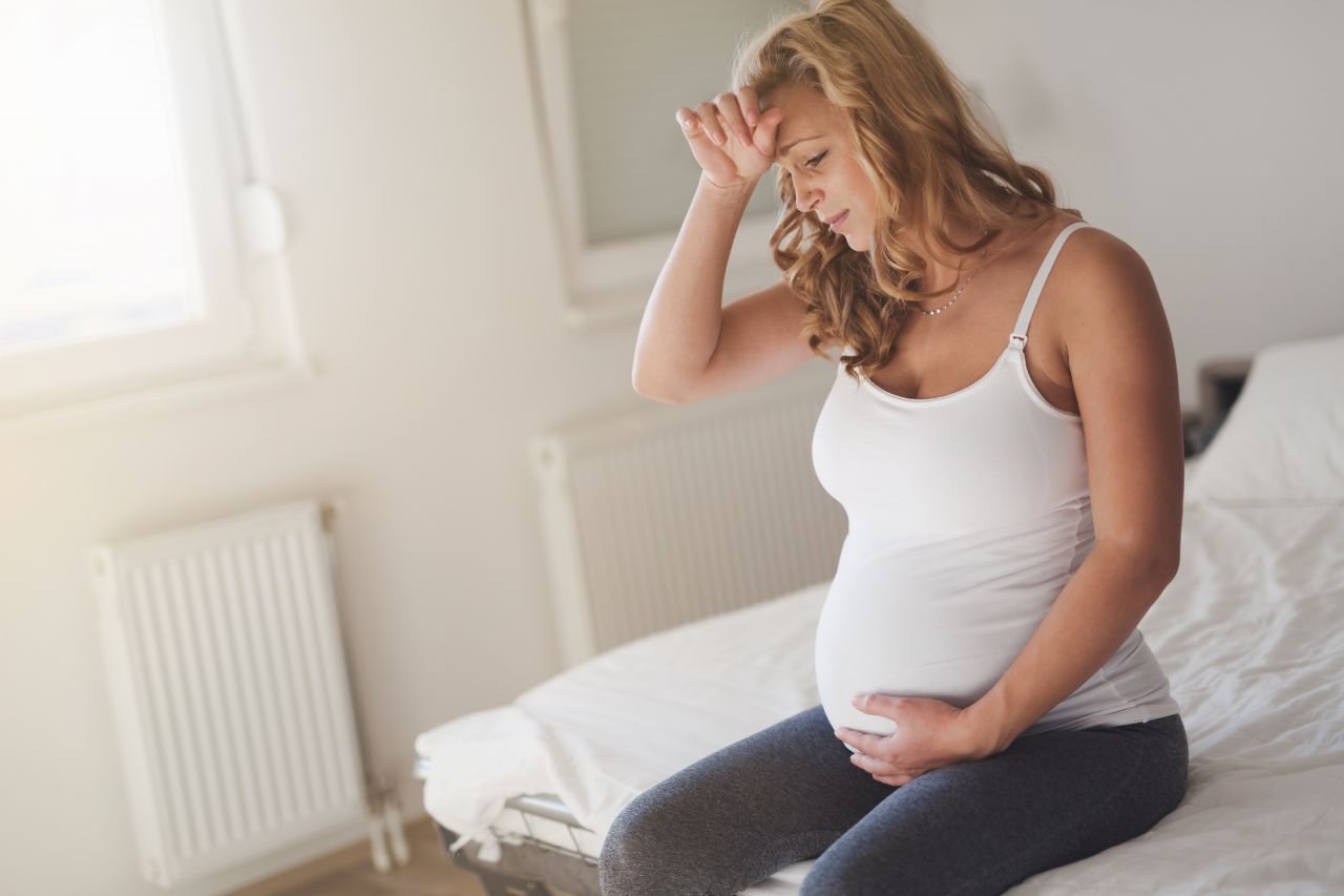 pregnant-woman-suffering-with-headache-2harxld-1-1592051815.jpg