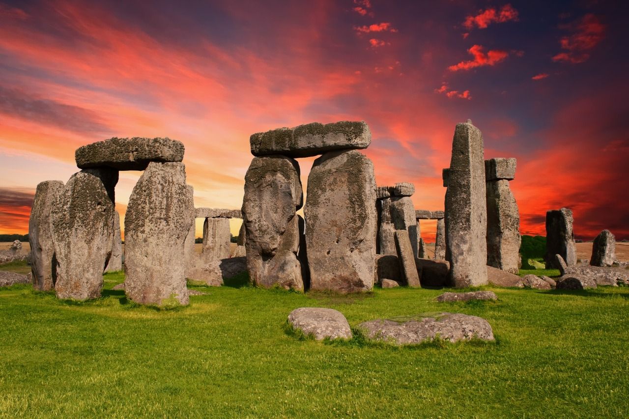 Gizemleri ile Stonehenge ve Tonlarca Ağırlıktaki Taşların Bilinmeyen Sırları