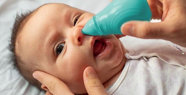 Bebeklerde Burun Damlası Nasıl Kullanılır | Bebeğin Burnu Günde Kaç Kere Temizlenmeli?