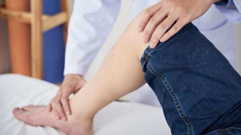 Huzursuz Bacak Sendromu Nedir? Huzursuz Bacak Sendromu İçin Bitkisel Yöntemler Fayda Sağlar mı?