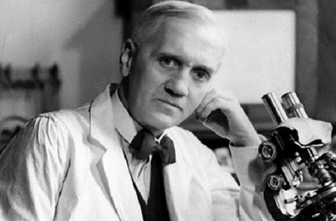 Penisilin’i Bulan Alexander Fleming Kimdir | Nobel Ödüllü Büyük Bilim İnsanı ve Dünya Tarihini Değiştiren Buluşu Penisilin…