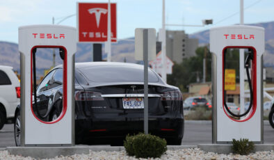 Elon Musk’tan Tesla çalışanlarına: uzaktan çalışma artık kabul edilebilir bir durum değil