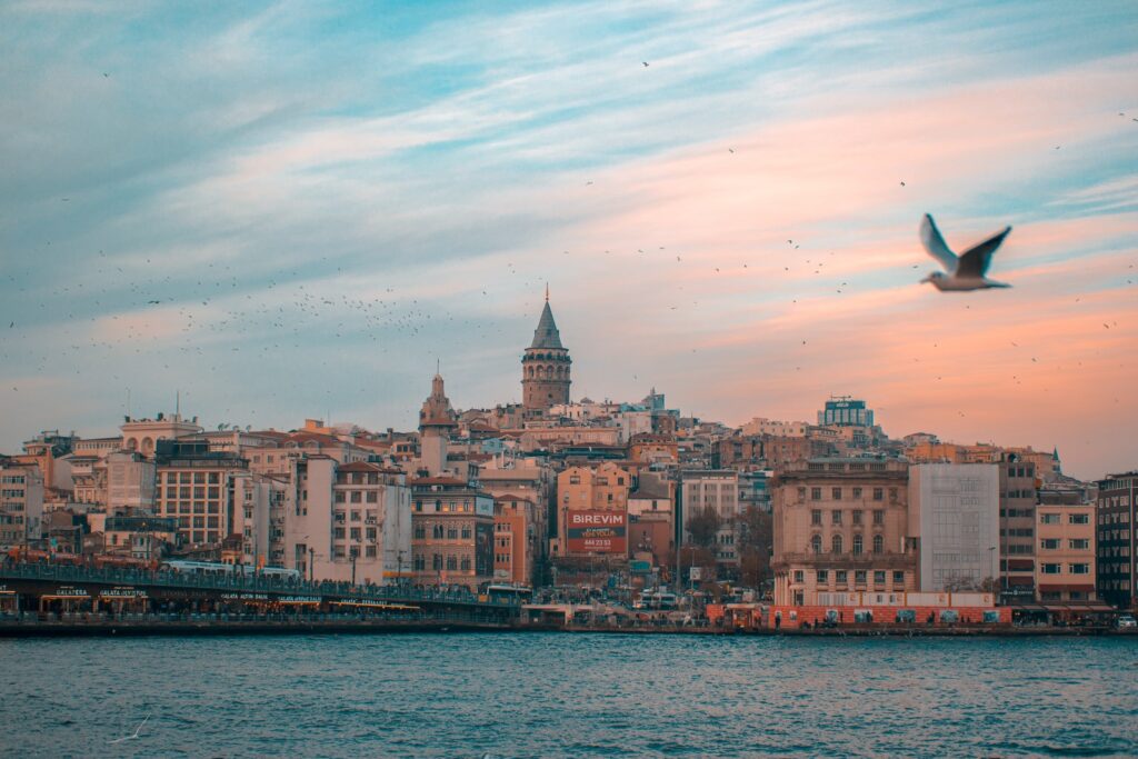 Unesco Açıkladı! 30 Yıl İçinde Akdeniz’de Tsunami Olabilir | İstanbul da Risk Altında!