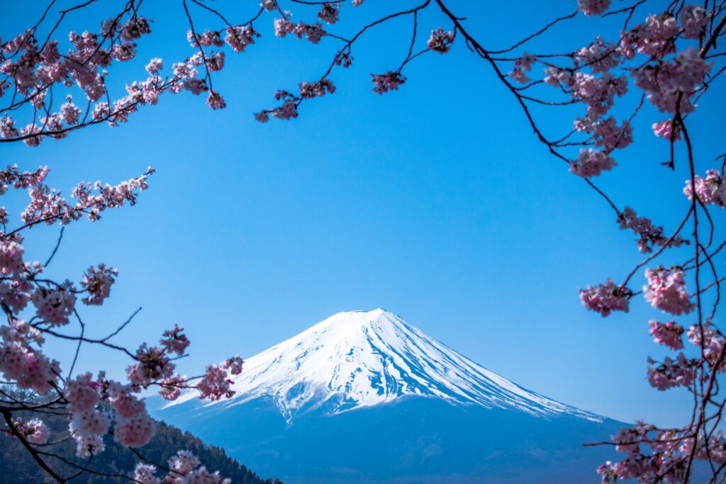 Japonya'nın Doğal Simgesi Kutsal Fuji Dağı ve Fuji Dağı’nın Benzersiz Efsanesi