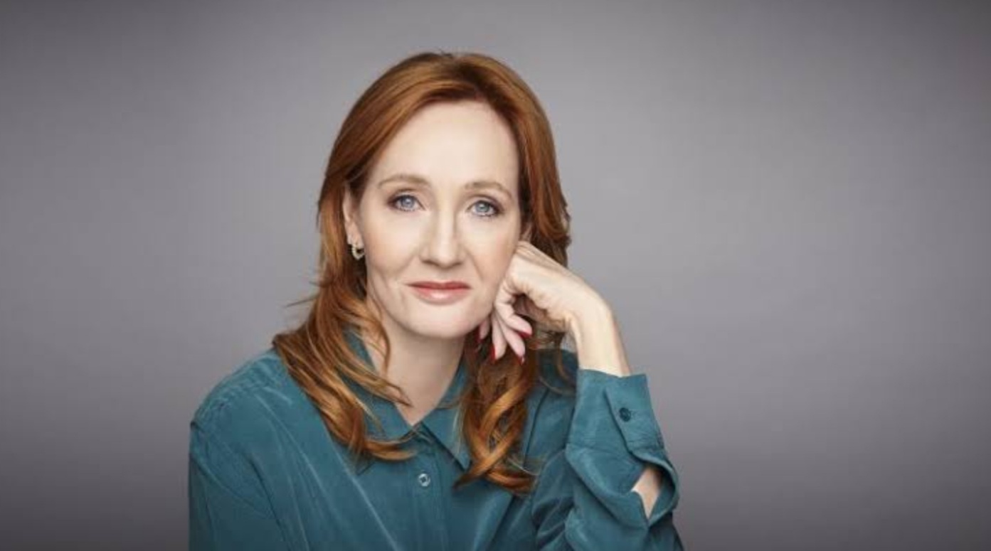 Birleşik Krallık’ın En Zengin Kadını ve Dolar Milyarderi İlk Yazar J. K. Rowling ve Fantastik Serisi Harry Potter…