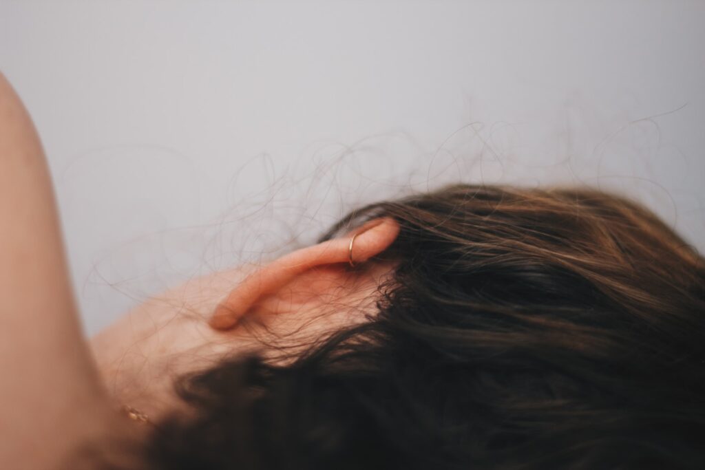 Kulak Tıkanması Nasıl Geçer | Kulak Tıkanınca Ne Yapmalı?