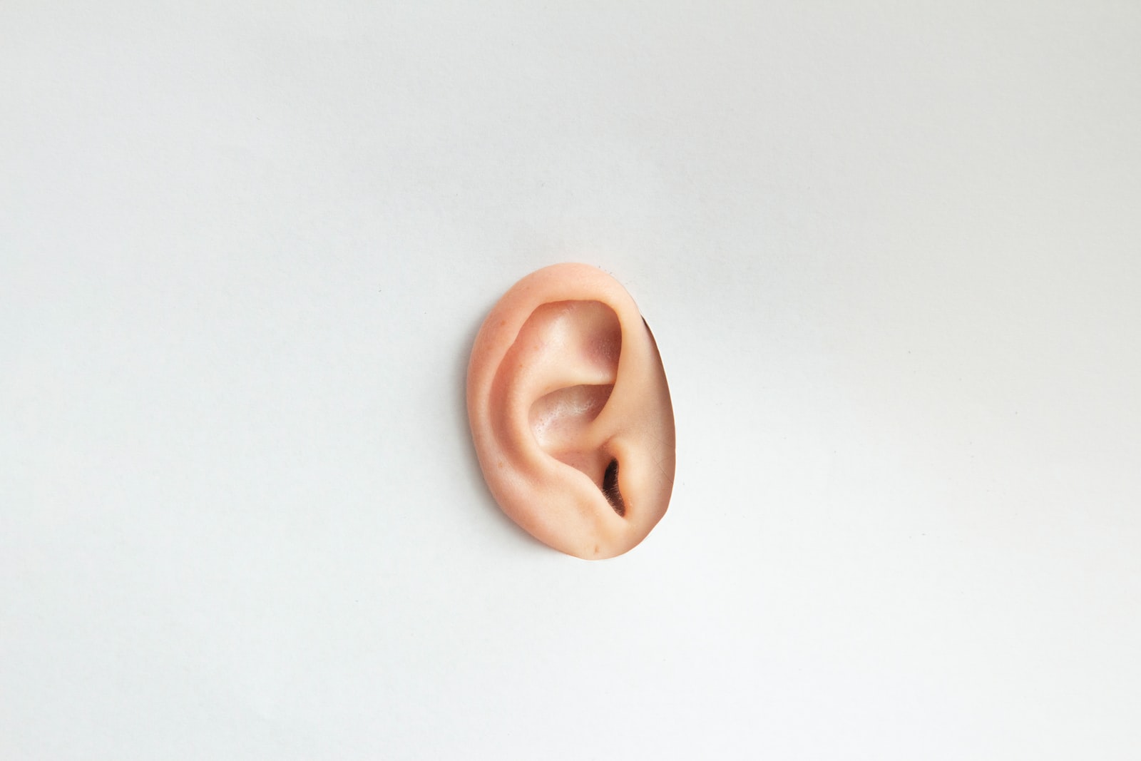 Kulak Çınlaması Neden Olur Nasıl Geçer | Tinnitus Kulak Çınlaması Neyin Habercisi?