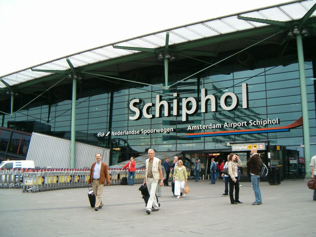 Amsterdam Schiphol Uluslararası Havalimanı