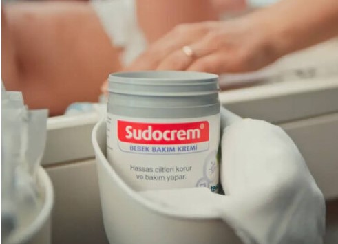  Sudocrem Yüze Sürülür mü | Sudocrem Cildi Kurutur mu? Sudocrem Faydaları Ne?