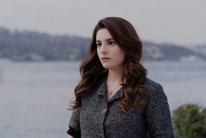 Asude Kalebek Kimdir | Yeni Dizi A.B.İ Oyuncusu Asude Kalebek Ne Mezunu?