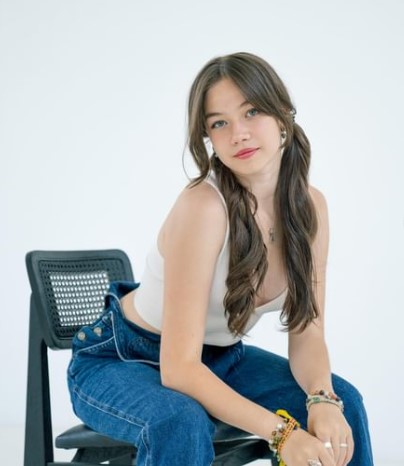 Alisa Sezen Sever Kimdir | Bahar Dizisinin Umay’ı Aslında Bir Youtuber mi?
