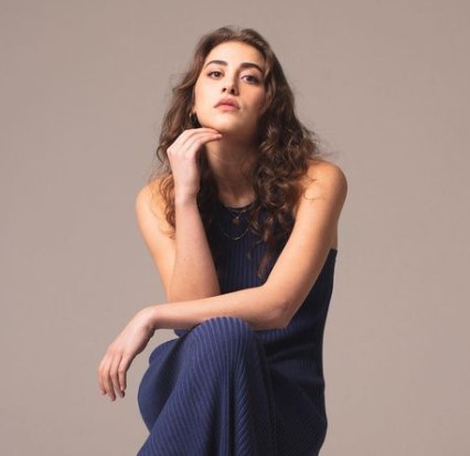 Nil Sude Albayrak Kimdir | Bahar Dizisi Oyuncuları Arasında Olan Nil Sude Albayrak Hangi Dizide Oynadı?