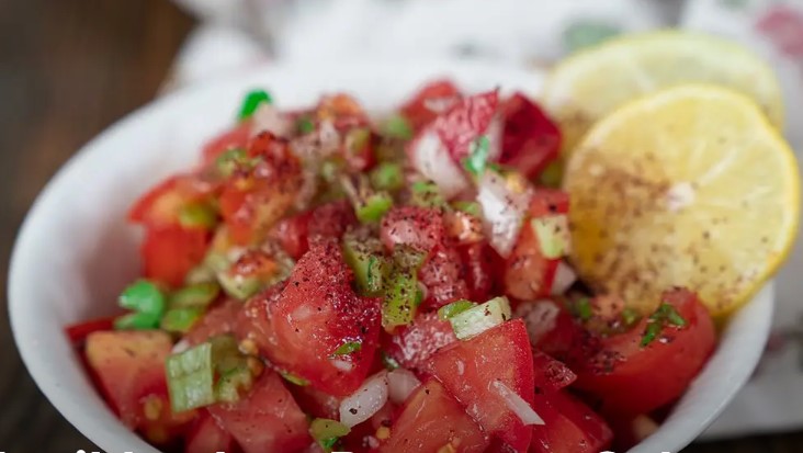 1 Porsiyon Domates Salatası Kaç Kalori?