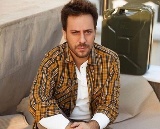 Kaan Taşaner Kimdir | Kızılcık Şerbeti Dizisinin Giray’ı Kaan Taşaner Kaç Yaşında?