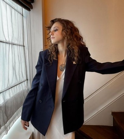 Ahsen Eroğlu Kimdir | Deha Dizisinde Rol Alacak Ahsen Eroğlu Evli mi?