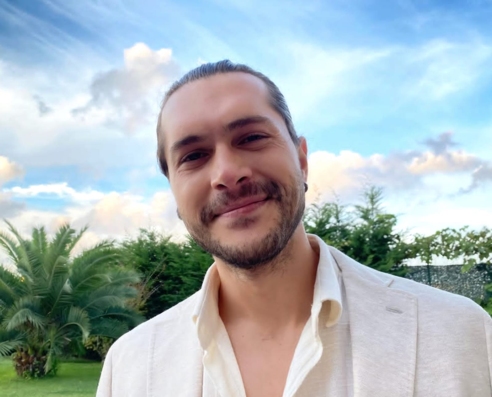 Oyuncu Alperen Duymaz portre fotoğrafı