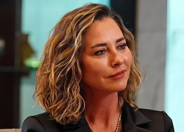 Ece Uslu ve ailesi hakkında merak edilenler