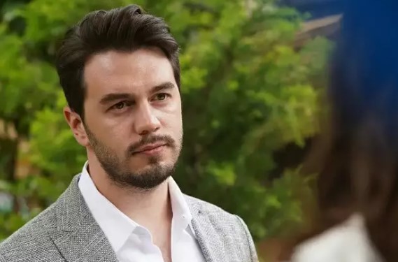 İsmail Ege Şaşmaz Kimdir | Yepyeni Bir Dizi ile Ekranlara Dönen İsmail Ege Şaşmaz Kaç Yaşında?