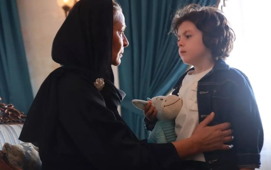 Kuzey Gezer - Uzak Şehir Dizisi Deniz Cihan Albora