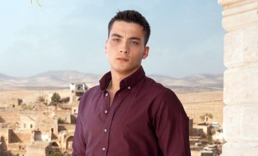 Atakan Özkaya - Uzak Şehir Dizisi Kaya Albora