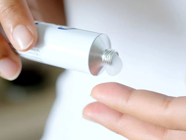 Dermifin Krem Ne İşe Yarar | Dermifin Nedir ve Ne İşe Yarar? Dermifin Fiyat Bilgisi Nedir?