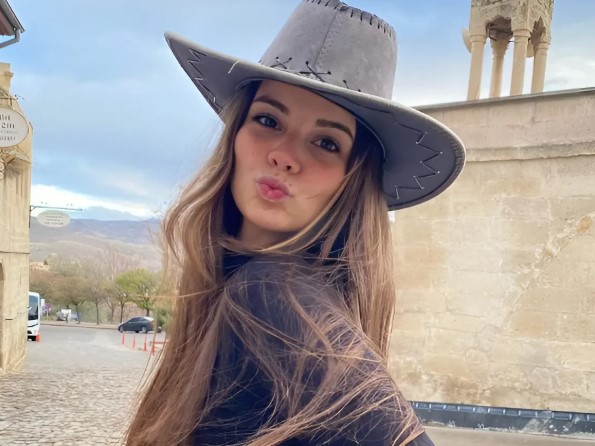 Doğa Bayram Kimdir | Sahipsizler Dizisi Zeliha’sı Doğa Bayram Kaç Yaşında? 