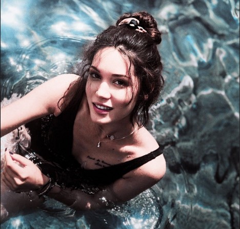 Hazal Subaşı Kimdir | Sahipsizler Dizisi Azize Hazal Subaşı Kaç Yaşında?