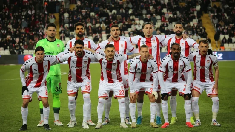 Sivasspor Süper Lig’e Veda Etti! İşte Düşen Üçüncü Takım | Sivasspor Düştü mü ?