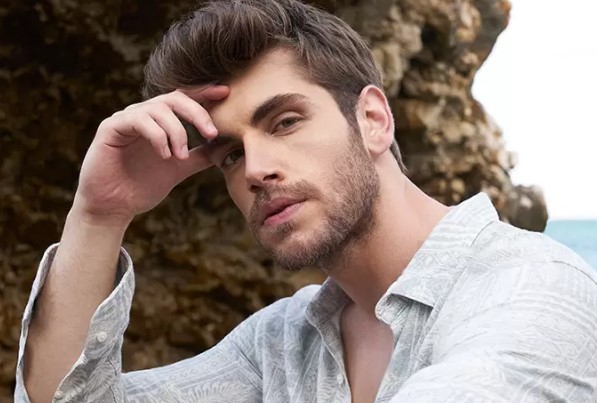 Emre Bey Kimdir | Emre Bey Dizileri ve Filmleri Neler? Emre Bey Yeni Projesi Nedir?