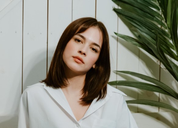 Helin Elveren Kimdir | Çarpıntı Dizisi Sezin’i Helin Elveren Kaç Yaşında? 