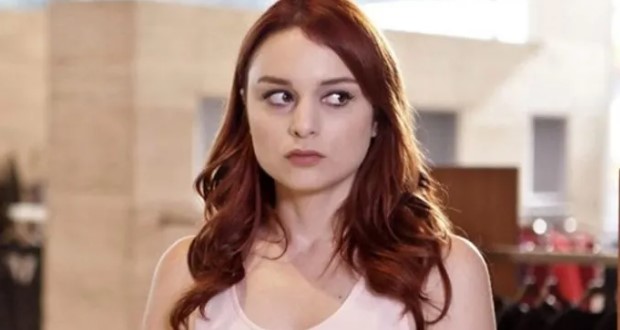 Nilperi Şahinkaya Kimdir | Kral Kaybederse Özlem Nilperi Şahinkaya Nereli?