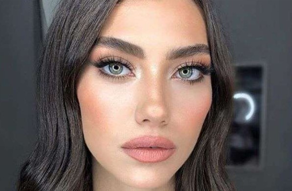 Aleyna Solaker Kimdir | Güller ve Günahlar Dizisi Aleyna Solaker Hangi Dizilerde Yer Aldı? 