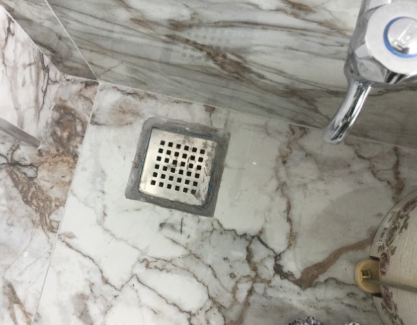 Giderlerden Koku Gelmesi Nasıl Önlenir? Giderlerden Gelen Kokuyu Giderme