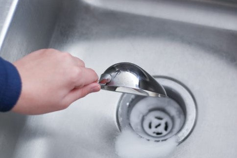 Giderlerden Koku Gelmesi Nasıl Önlenir? Giderlerden Gelen Kokuyu Giderme 