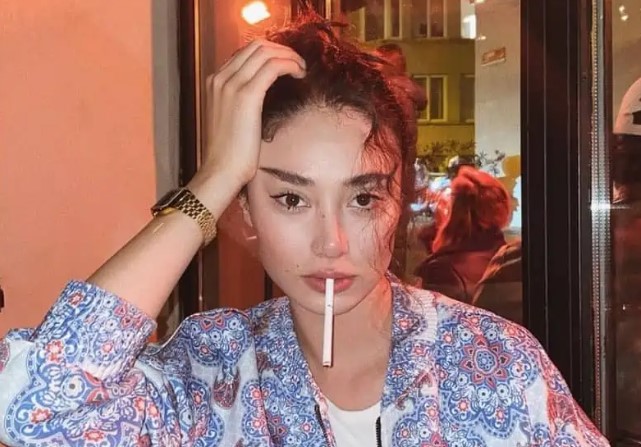 Gizem Sevim Kimdir | Güller ve Günahlar Dizisi Ebru Gizem Sevim’in Yaşı Kaç?