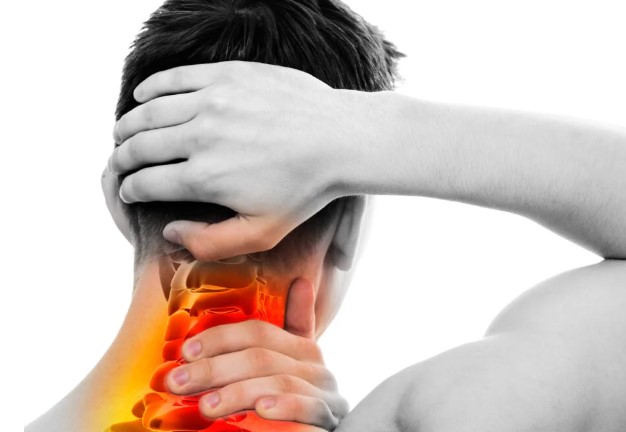 Boyun Ağrısı Nasıl Geçer | Boyun Ağrısı Baş Dönmesi Yapar mı?