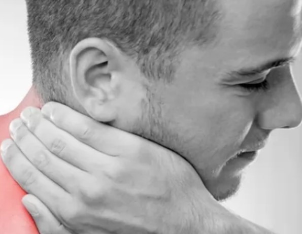 Boyun Ağrısı Nasıl Geçer | Boyun Ağrısı Baş Dönmesi Yapar mı?