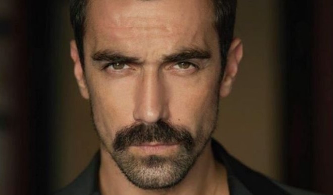 İbrahim Çelikkol Kimdir | Doktor Başka Hayatta Oyuncusu İbrahim Çelikkol Aslen Nereli? 